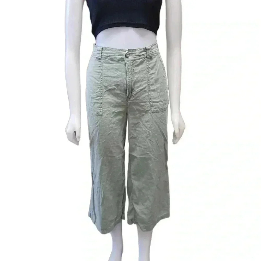 Kenzie Linen Blend Sage  Green Capri Pants Size 10